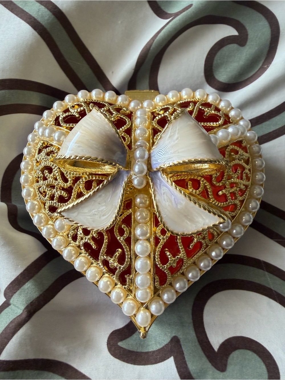 Ceramic Heart Trinket Box